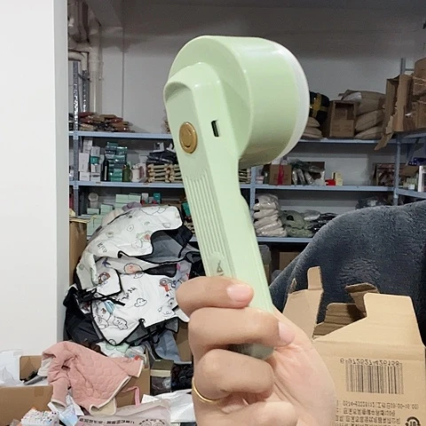 剃毛器到手一个现货晶晶
