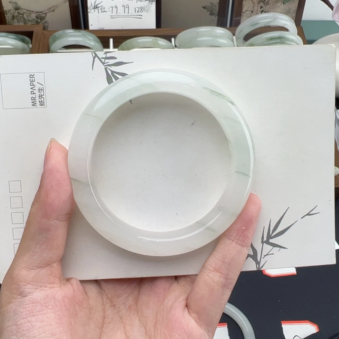未镶嵌手镯石英质玉56.4（无裂）