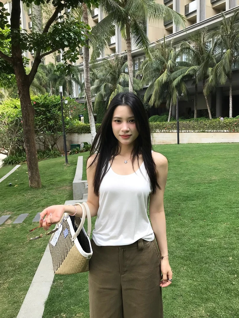 【清】NO退换ONEXH·2025夏季天丝亚麻U领显瘦背心百搭宽松打底上衣