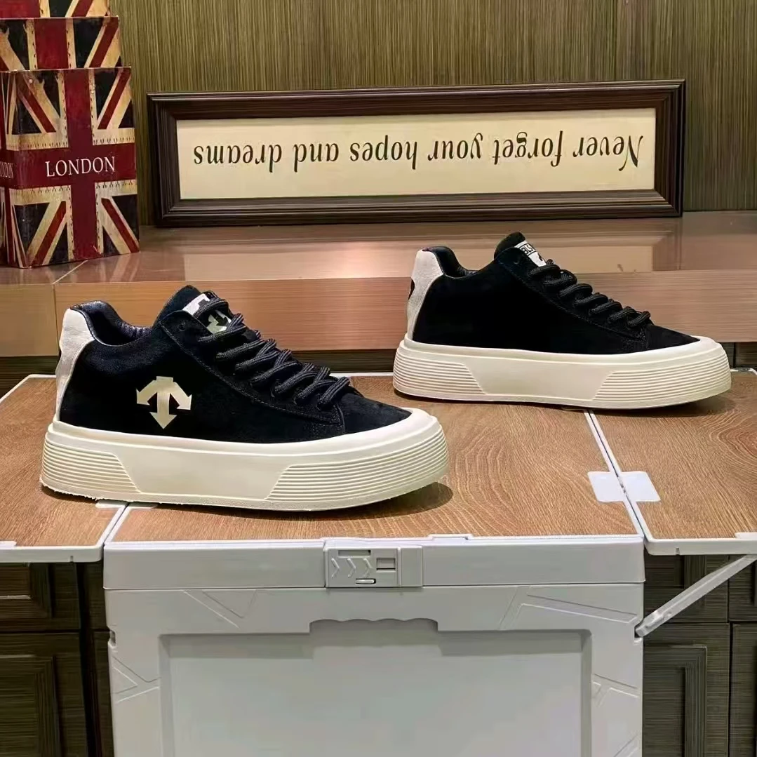 2025秋冬新款时尚潮流磨砂皮男士运动休闲鞋系带舒适百搭防滑板鞋