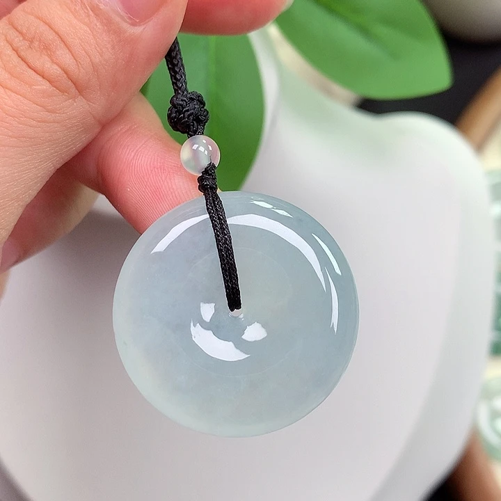颈饰未镶嵌翡翠平安扣 30.4x6.3mm