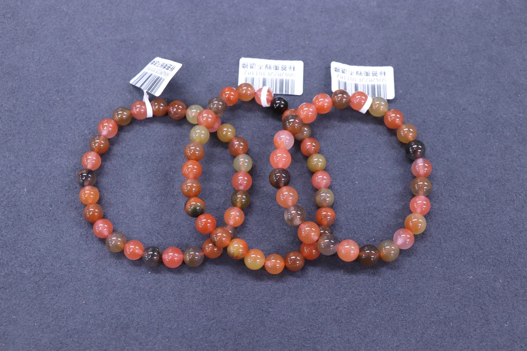 原矿无优化南红大山包黄绿皮包浆单圈7mm左右多样发一串坑裂慎拍