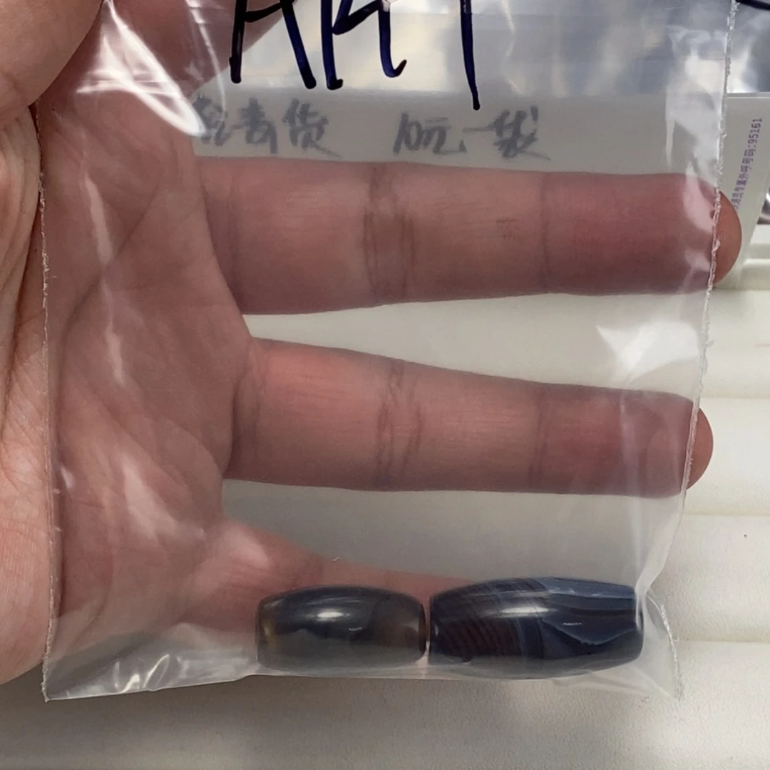 合金颈饰玛瑙/玉髓小*