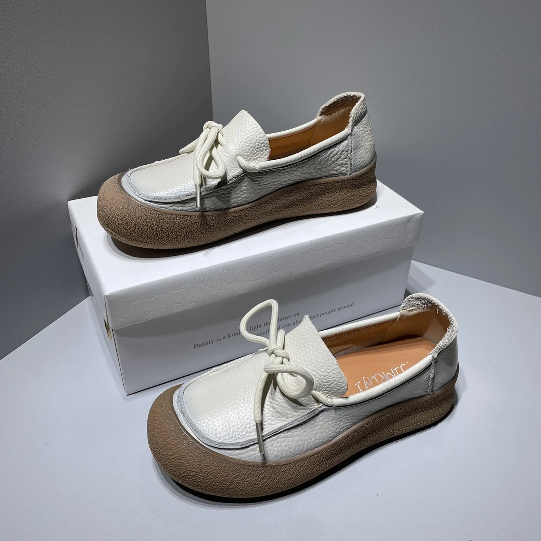 6879 头层牛皮复古系带女鞋2025秋季新款圆头软底软皮中年妈妈鞋