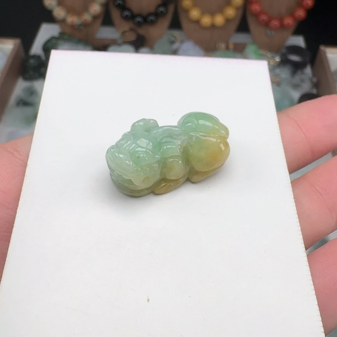 翡翠未镶嵌颈饰天然翡翠