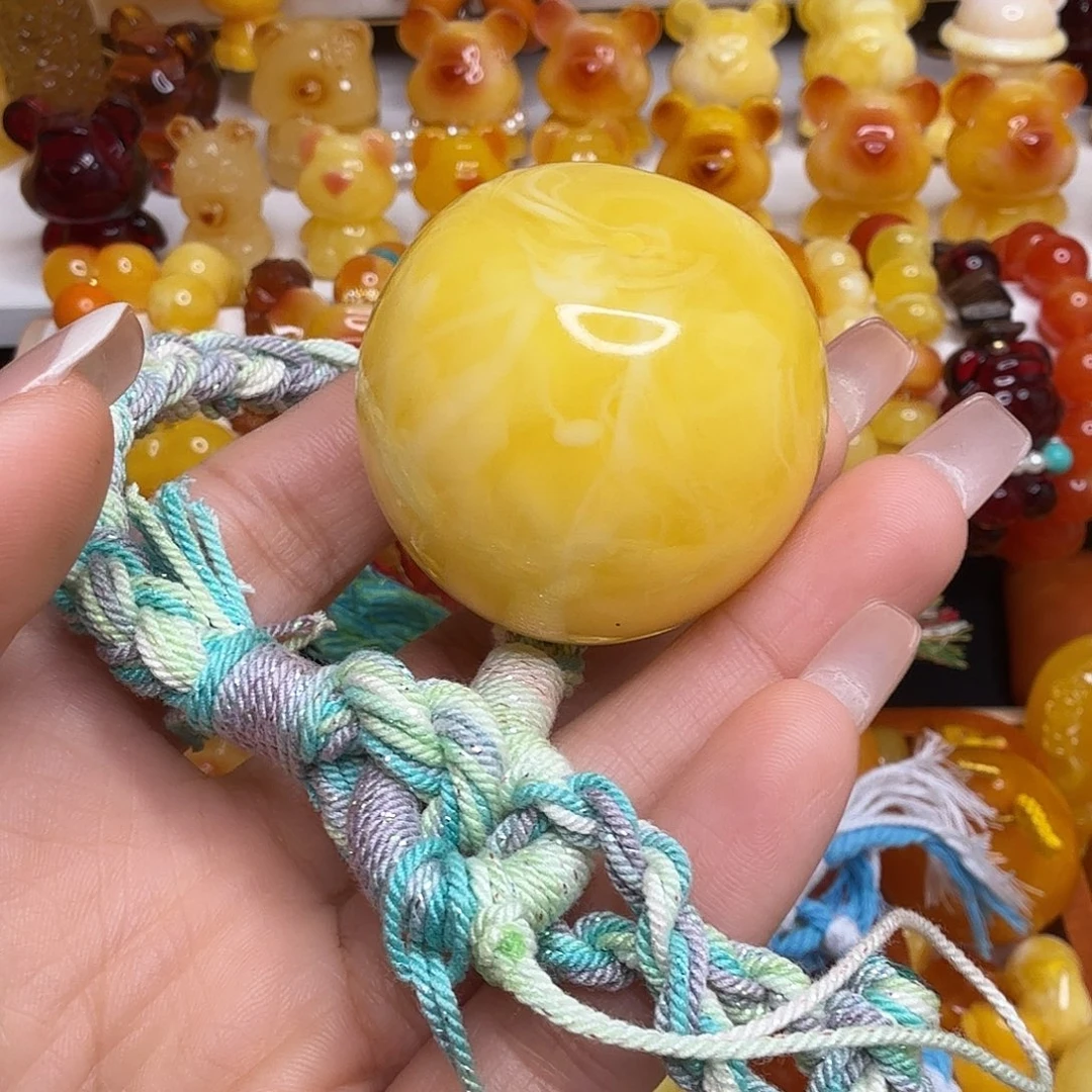 浅****非金属苹果手编绳