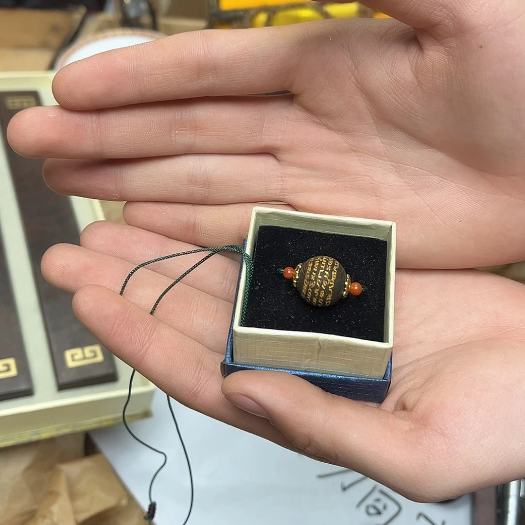 大叶紫檀（黑酸枝木类）