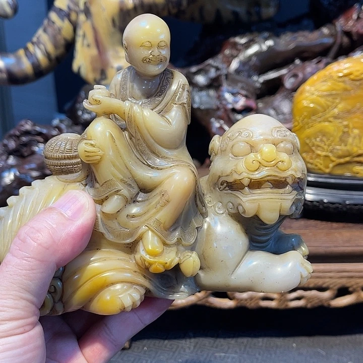 寿山石大**沙艺术品市场
