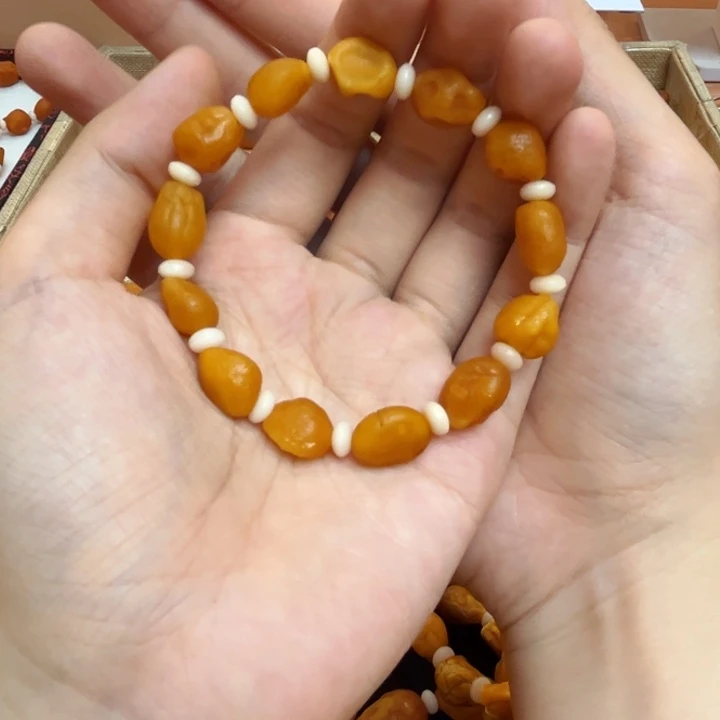 妮***子未镶嵌琥珀手链蜜蜡手串
