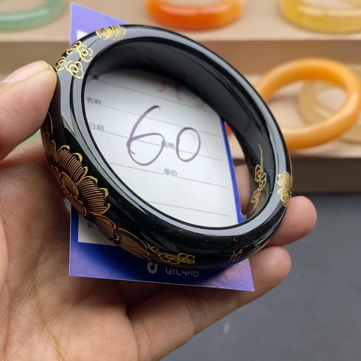 石英质玉未镶嵌手镯