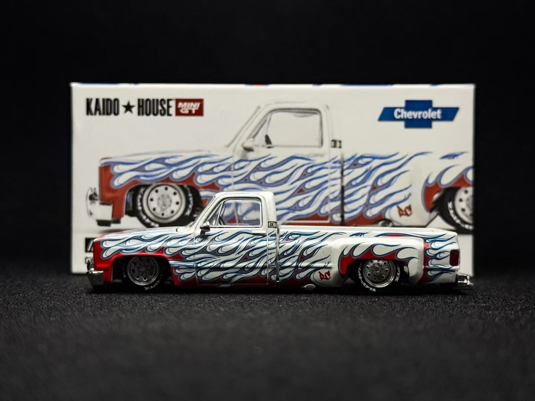KAIDO HOUSE  Chevrolet 雪佛兰皮卡 小比例汽车模型
