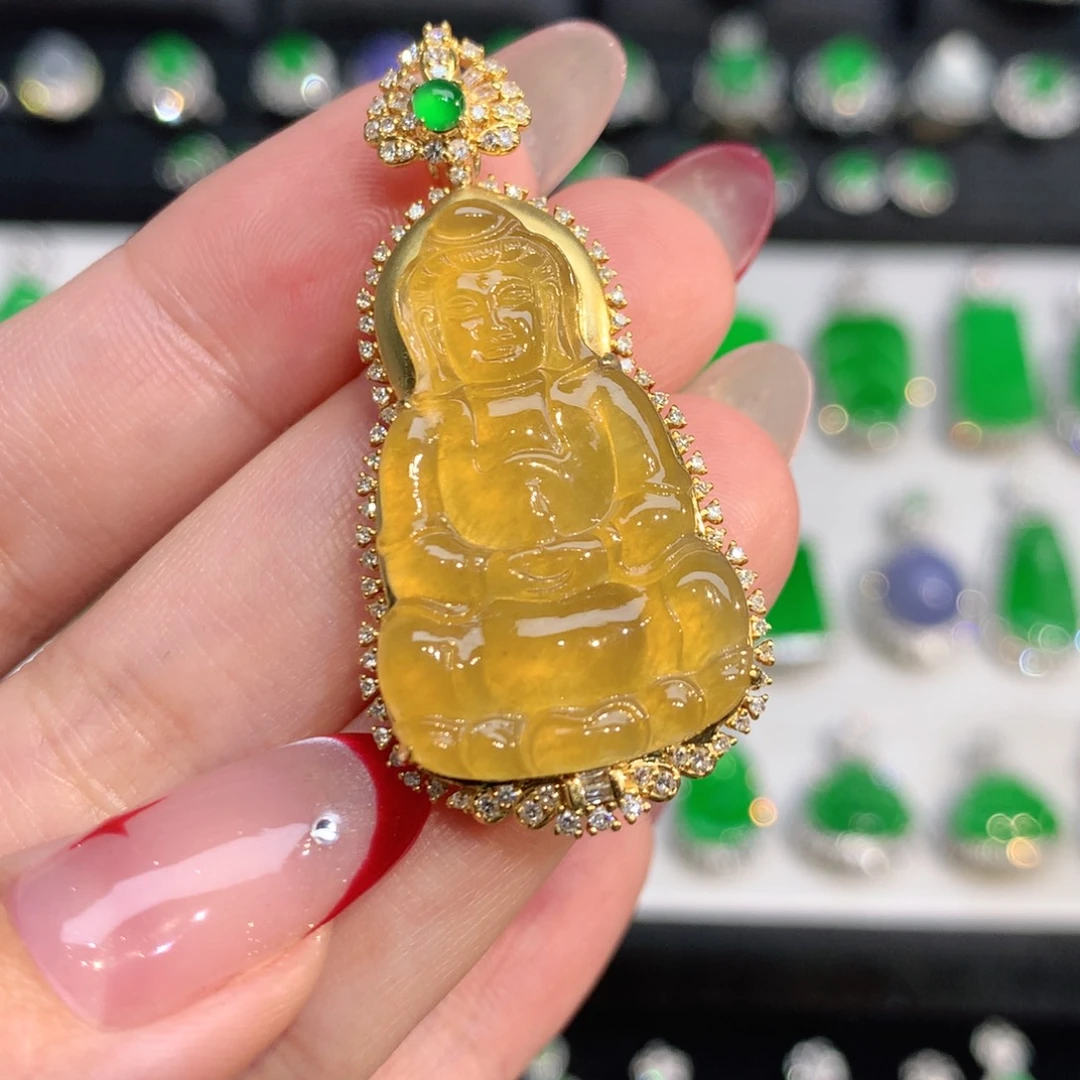 翡翠18K金镶嵌颈饰