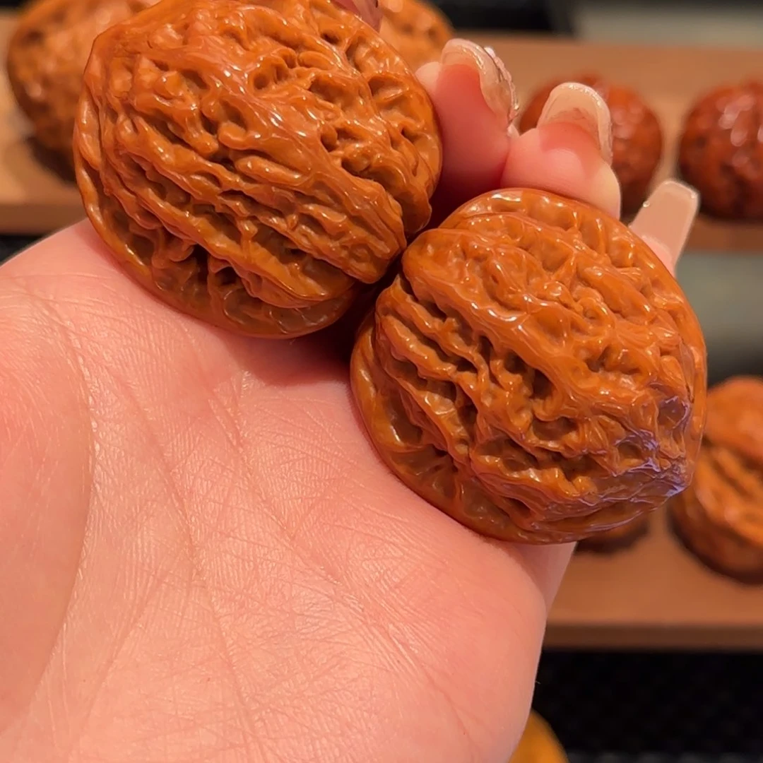 桃核吊坠大漏鸡心37 163