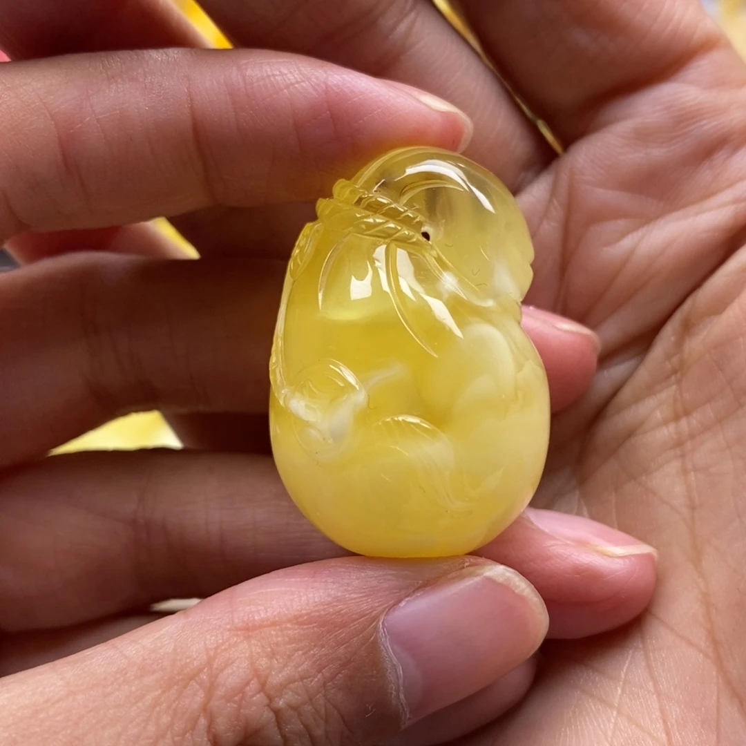 琥珀未镶嵌裸石蜜蜡