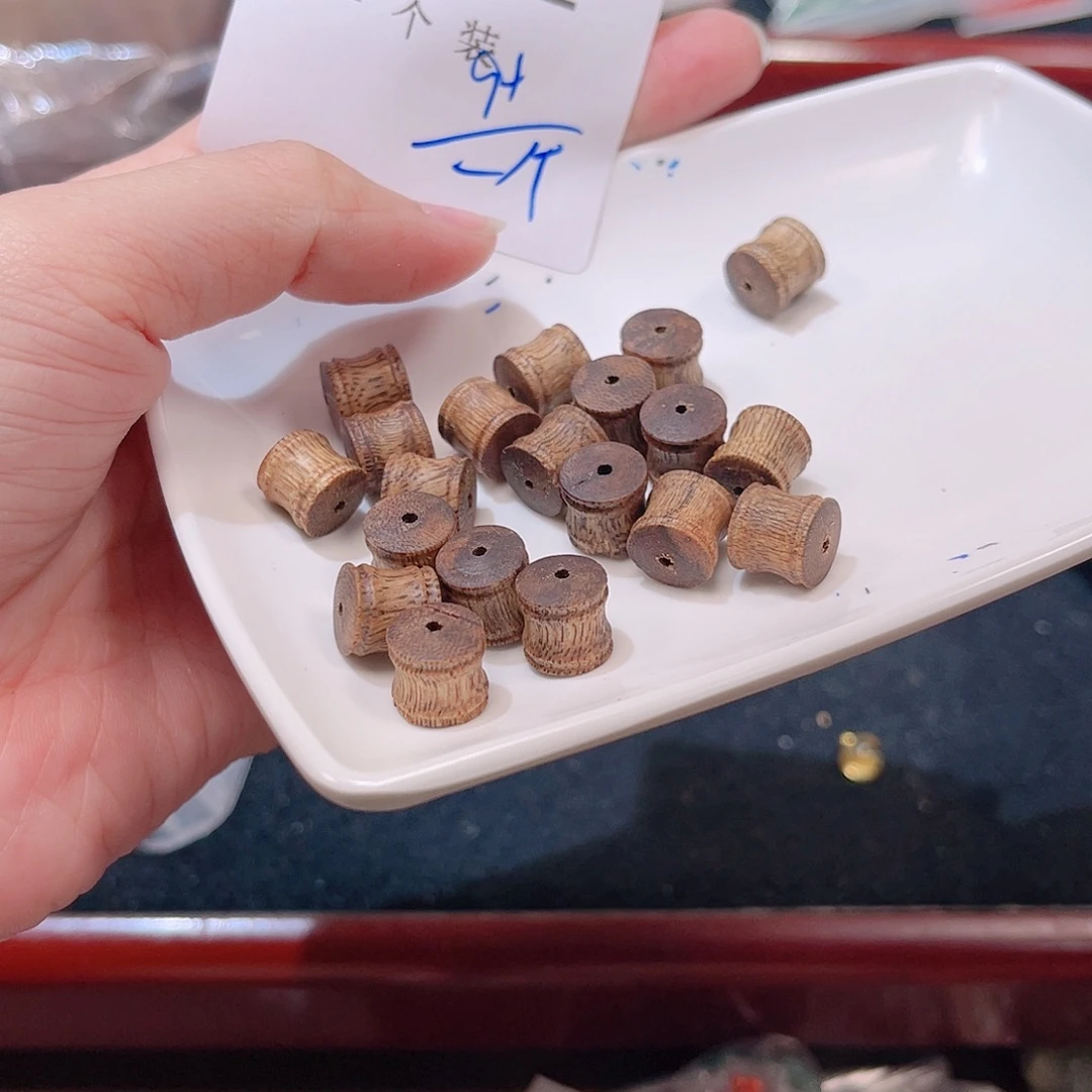 水晶未镶嵌珠宝半成品201 。