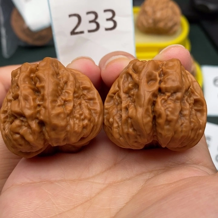 文玩核桃吊坠233号哇哇38.40.33