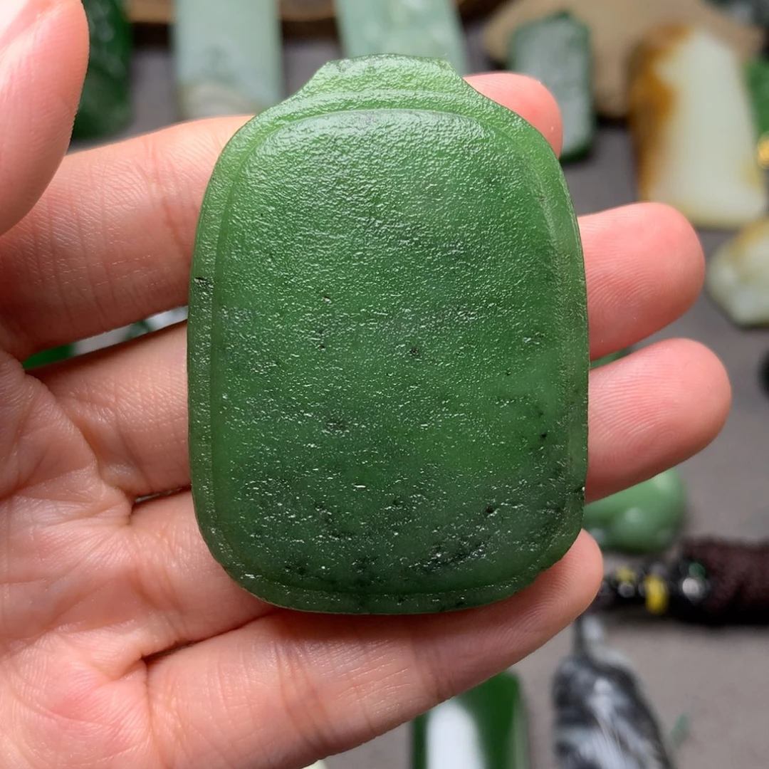 和田玉未镶嵌毛衣链