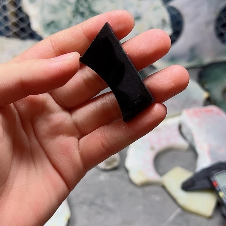 S***n翡翠未镶嵌颈饰纯天然缅甸翡翠