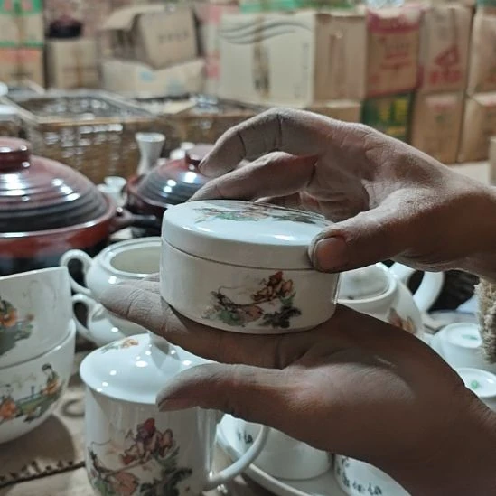 库存微瑕三打白骨精印泥盒