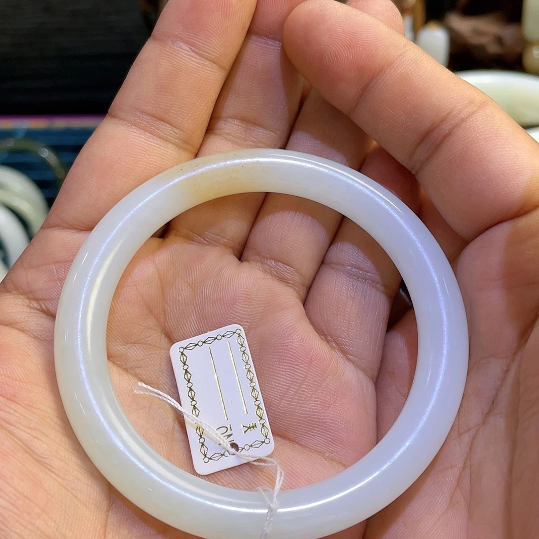 【闪购商品】和田玉手镯未镶嵌