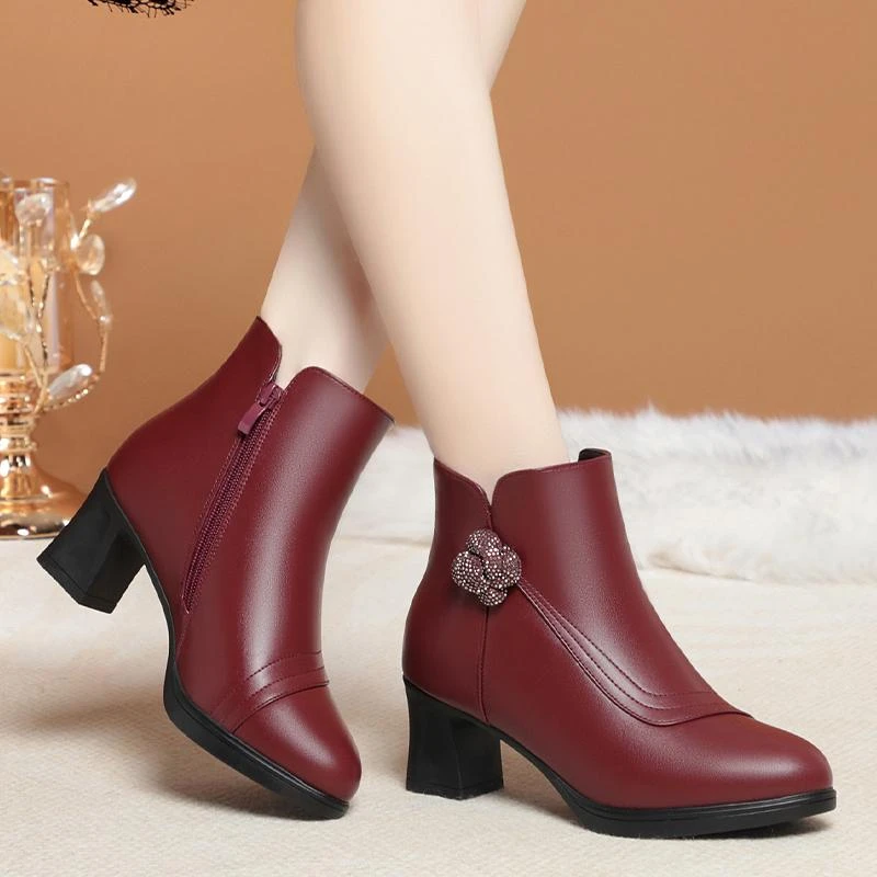 短靴女2024新款婚礼妈妈鞋秋冬款红色靴子加绒皮鞋喜婆婆婚宴鞋子