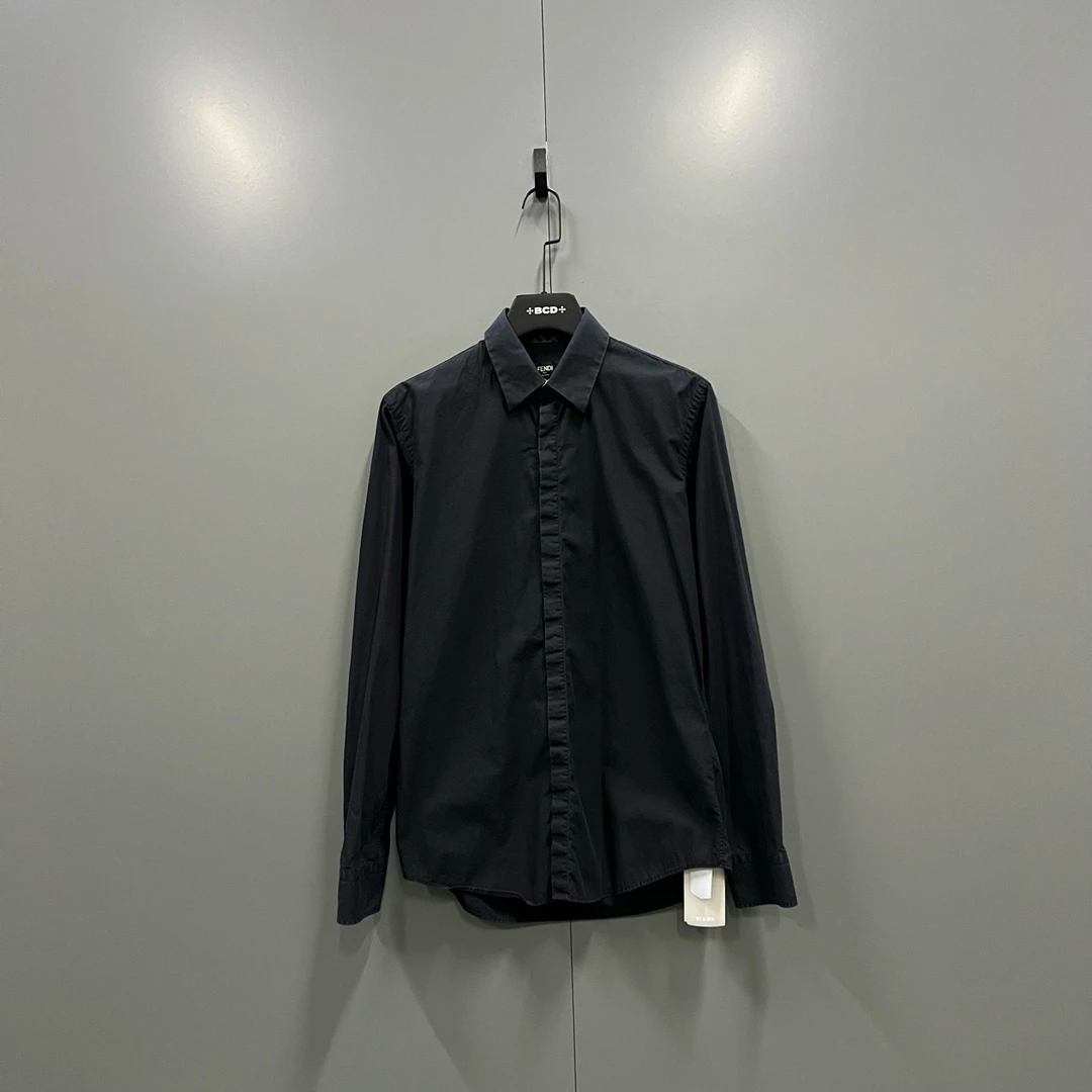 95新 FENDI/芬迪 (ll) 领口双F老花衬衫 38码007312