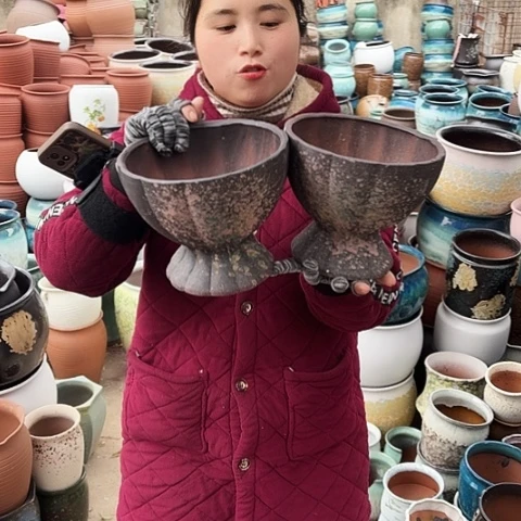 口20高17瑕疵盆子。