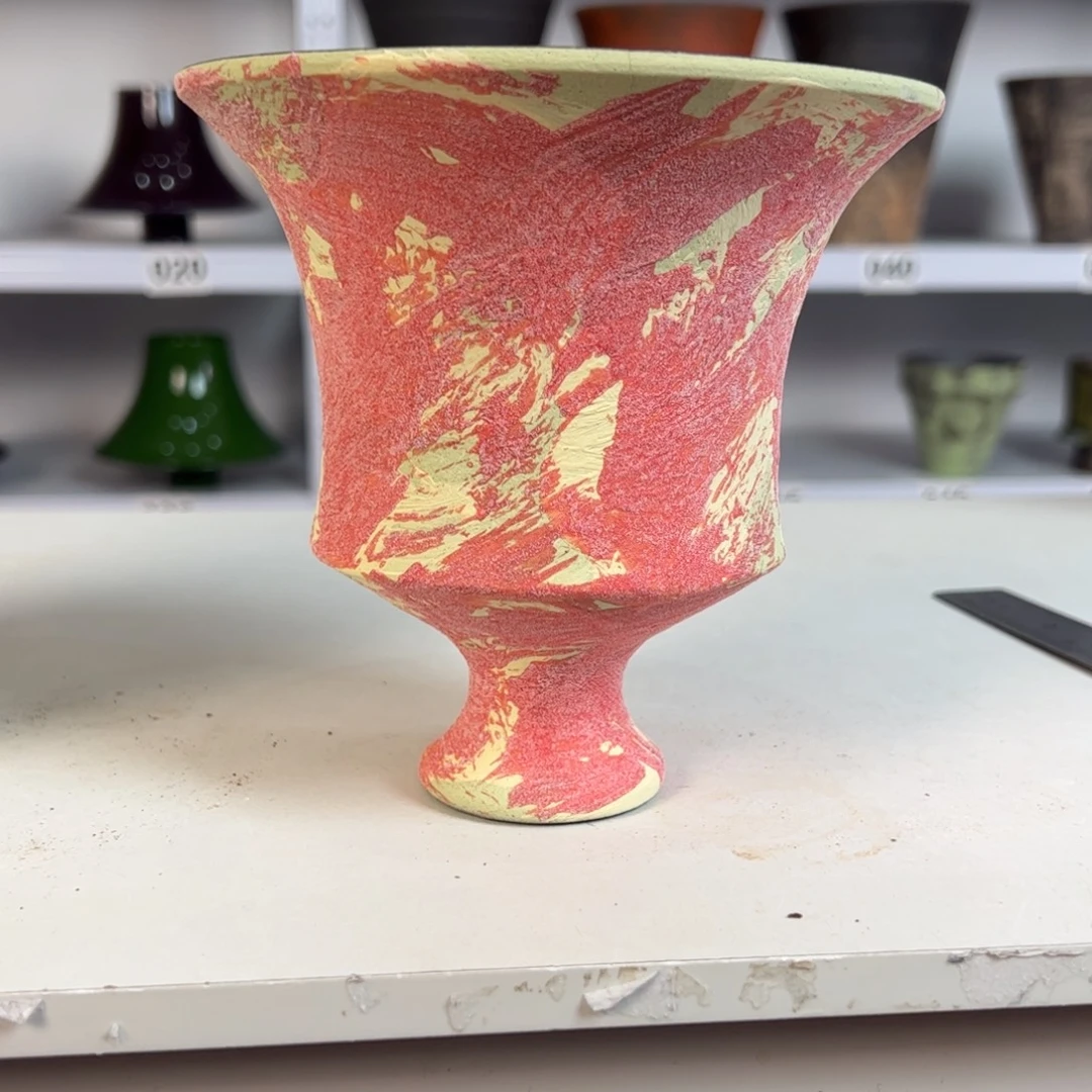 陈***顶景德镇手工花盆有孔