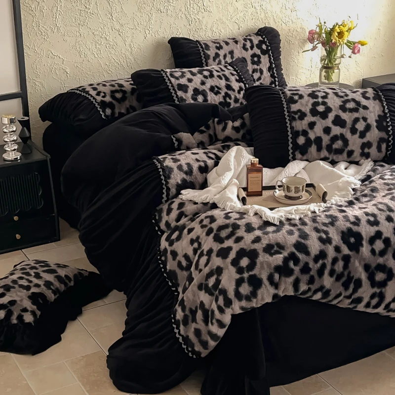 A类法式豹纹兔毛绒四件套床上用品家居轻奢风牛奶绒加厚床笠被套