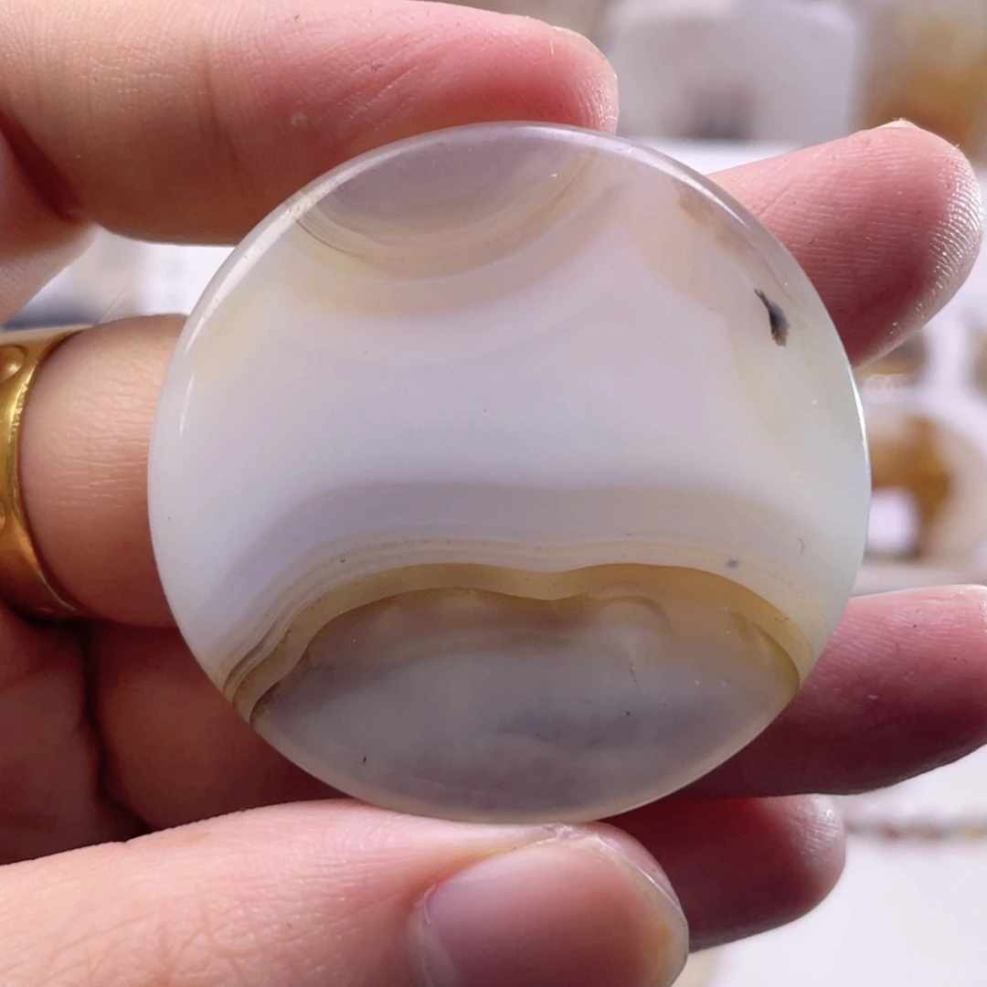 玛瑙/玉髓未镶嵌珠宝奇石