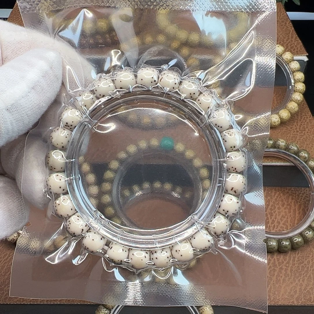 阳***爸星月菩提手串石玉料9×8河豚