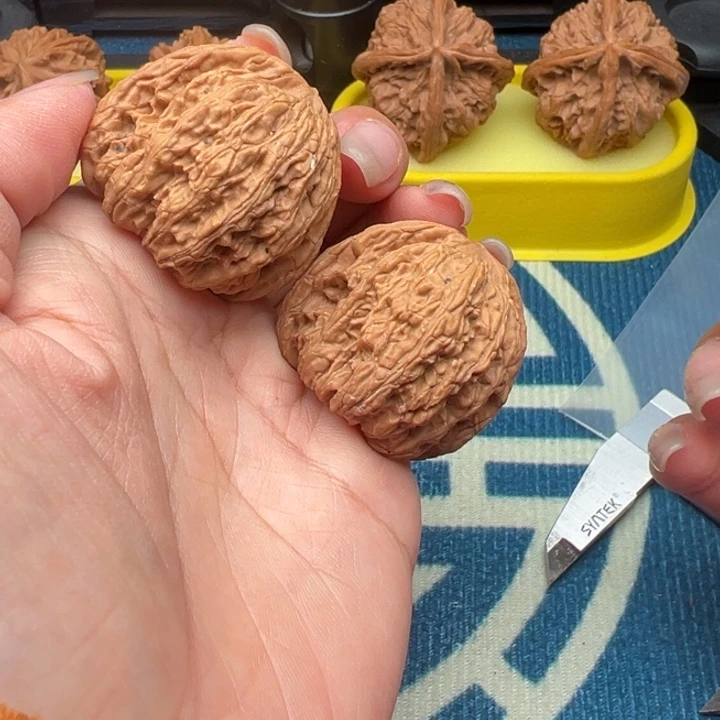 桃核吊坠文玩核桃秘闻