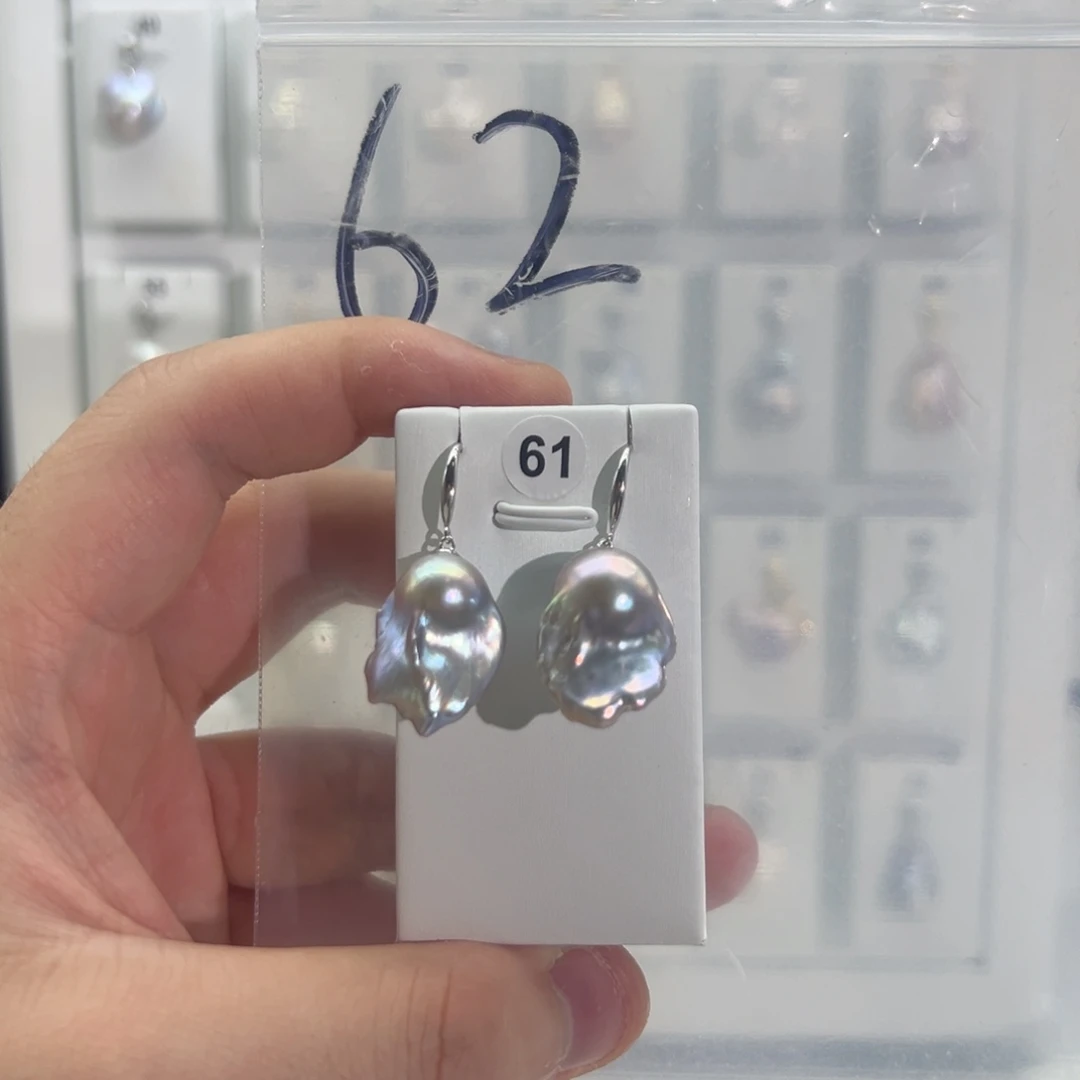 淡水珍珠合金颈饰