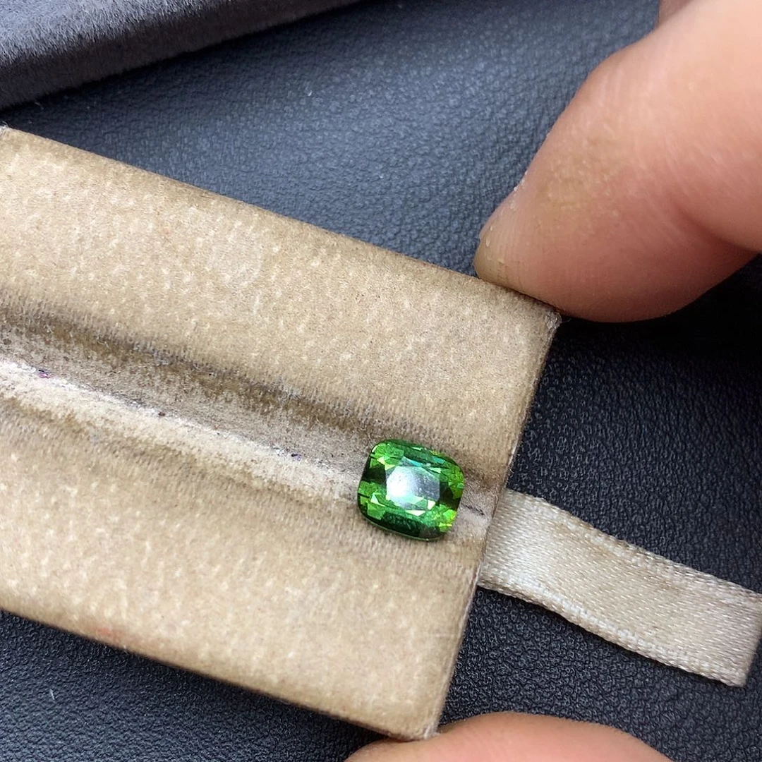 未镶嵌裸石碧玺1.63ct全净