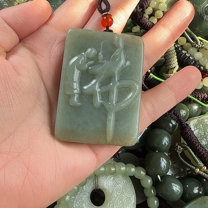 和田玉未镶嵌颈饰