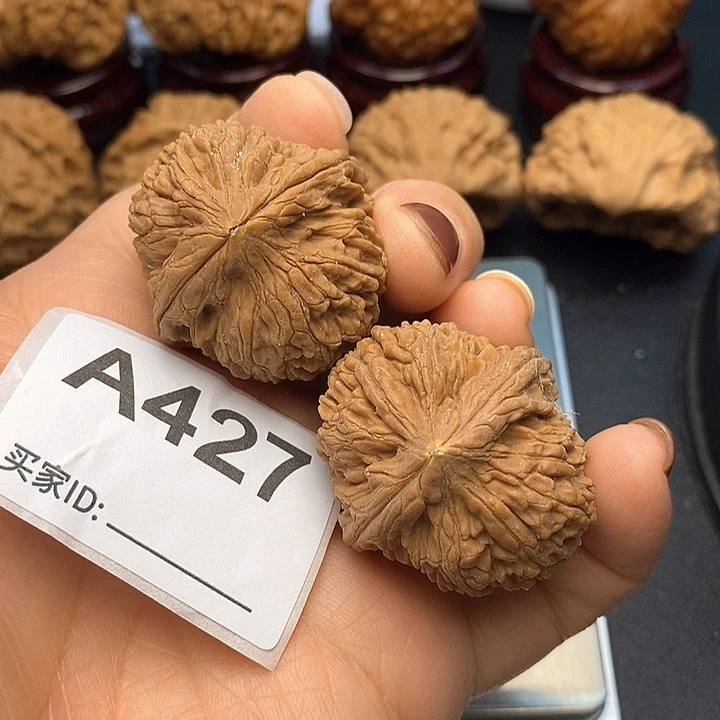 核桃蒜头3.4，克重42