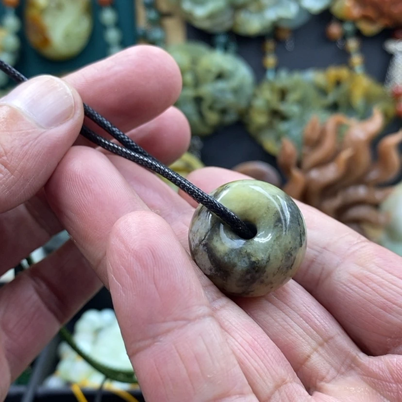 【闪购商品】未镶嵌岫玉吊坠
