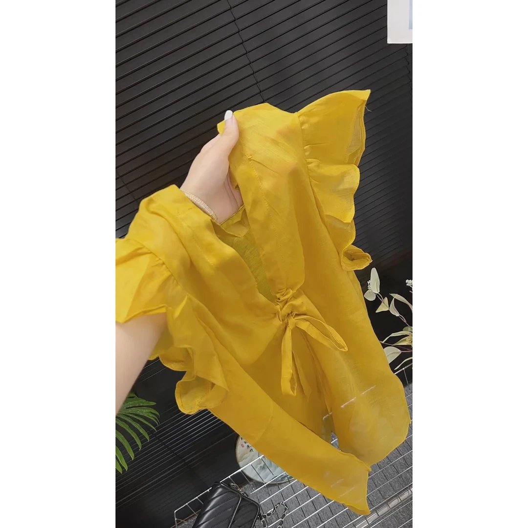 气质温柔风百搭黄色v领衬衫新款简约风显瘦木耳边上衣女2025年夏