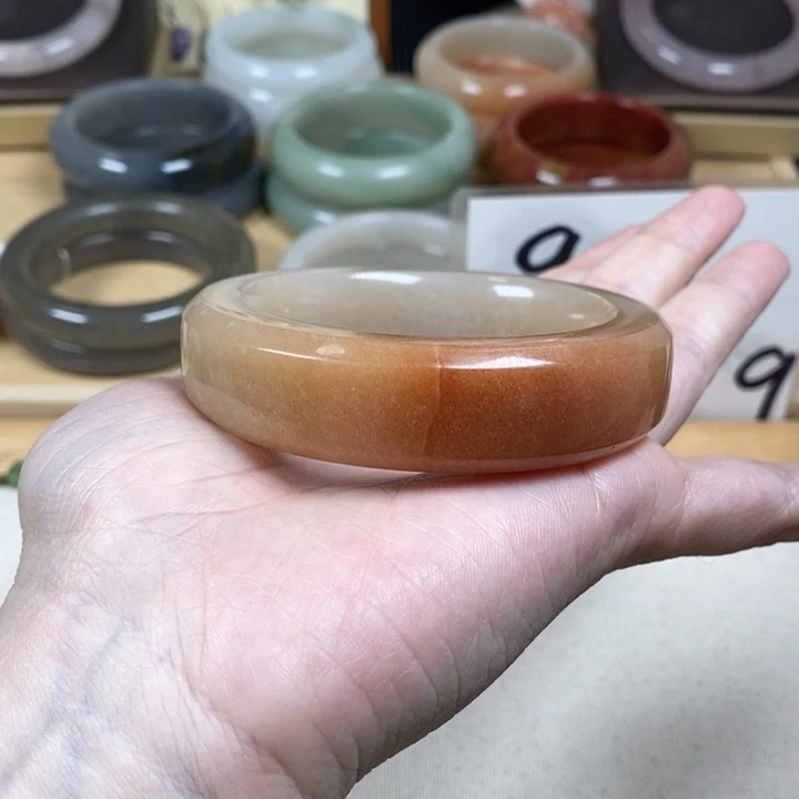 石英质玉手镯未镶嵌微瑕