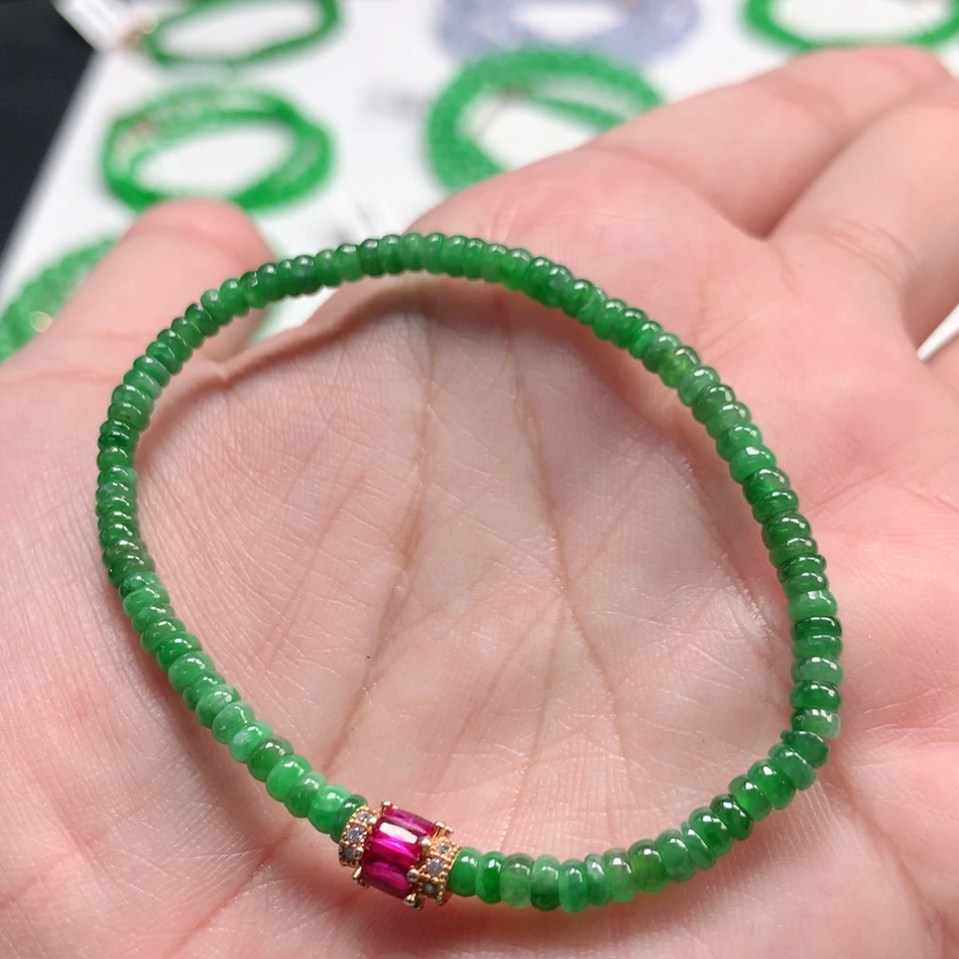 翡翠未镶嵌手链翡翠