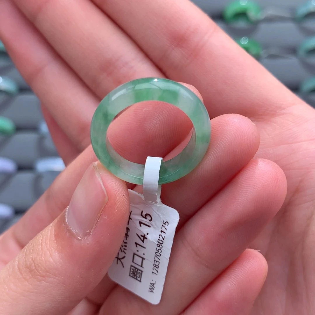 天然缅甸A货翡翠戒指14-15圈口02175