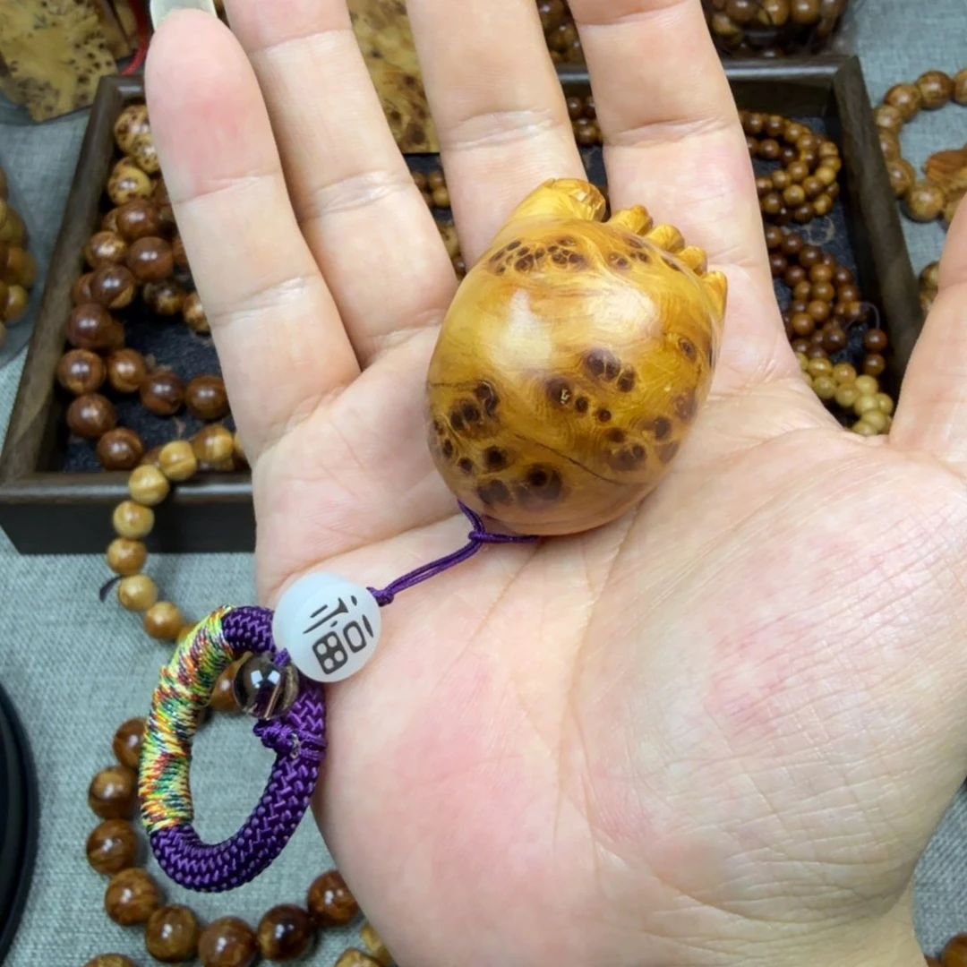 老***人柏木（崖柏）手把件