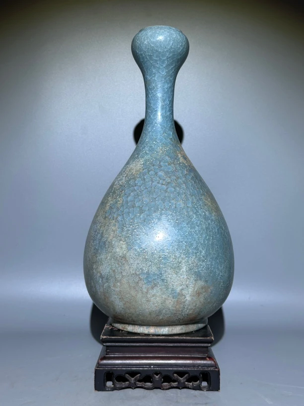 汝窑，冰片蒜头瓶（生坑）