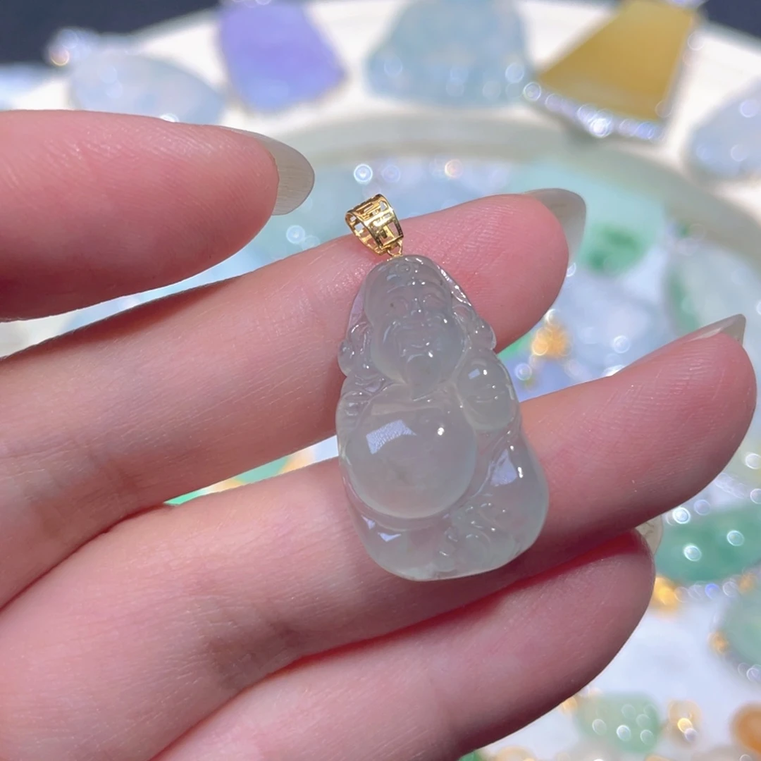 翡翠18K金镶嵌颈饰翡翠