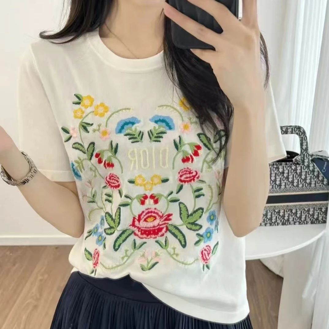 99新 DIOR/迪奥 99新DIOR/迪奥刺绣款款短袖上衣