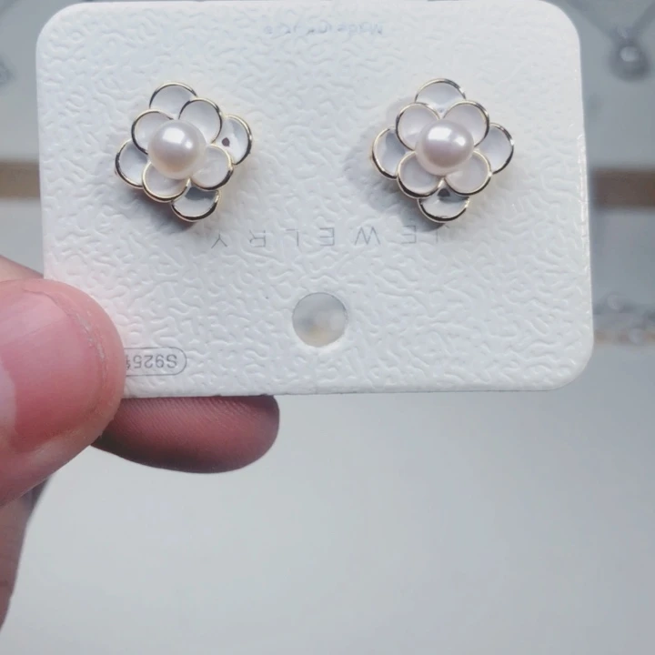 耳饰淡水珍珠未镶嵌