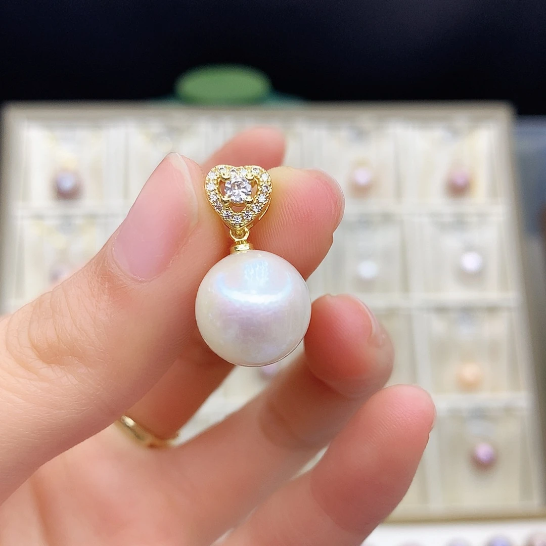 淡水珍珠颈饰合金