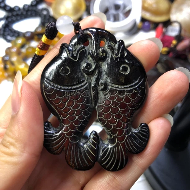 非遗手工雕刻黑驴蹄子双鱼挂件