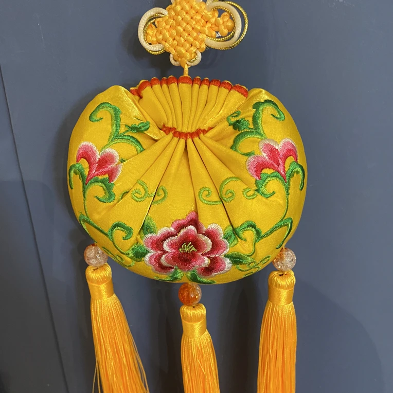 12月21日孤品钱袋黄色