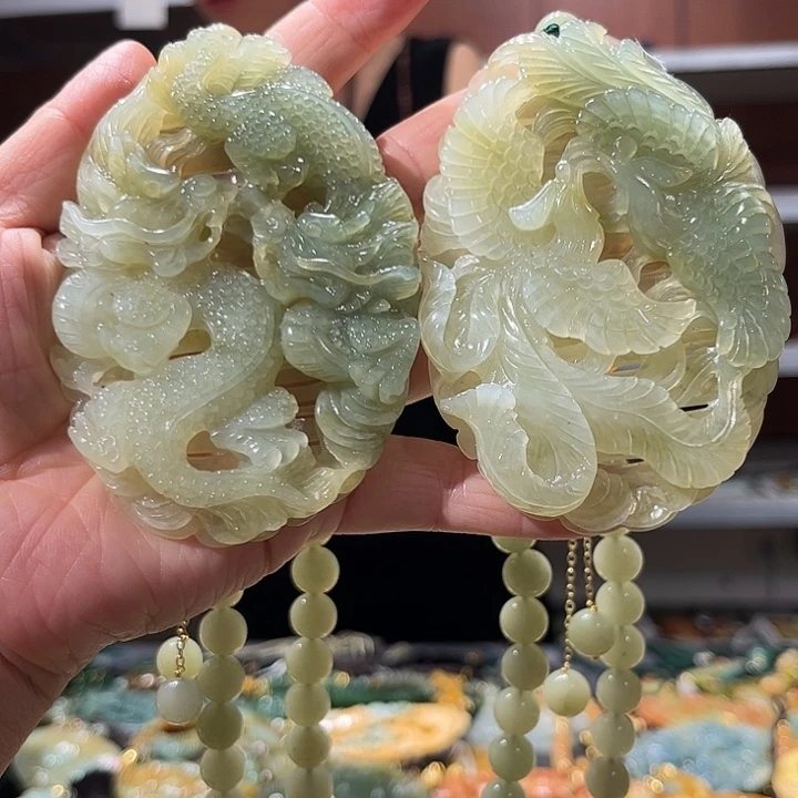 岫玉未镶嵌毛衣链